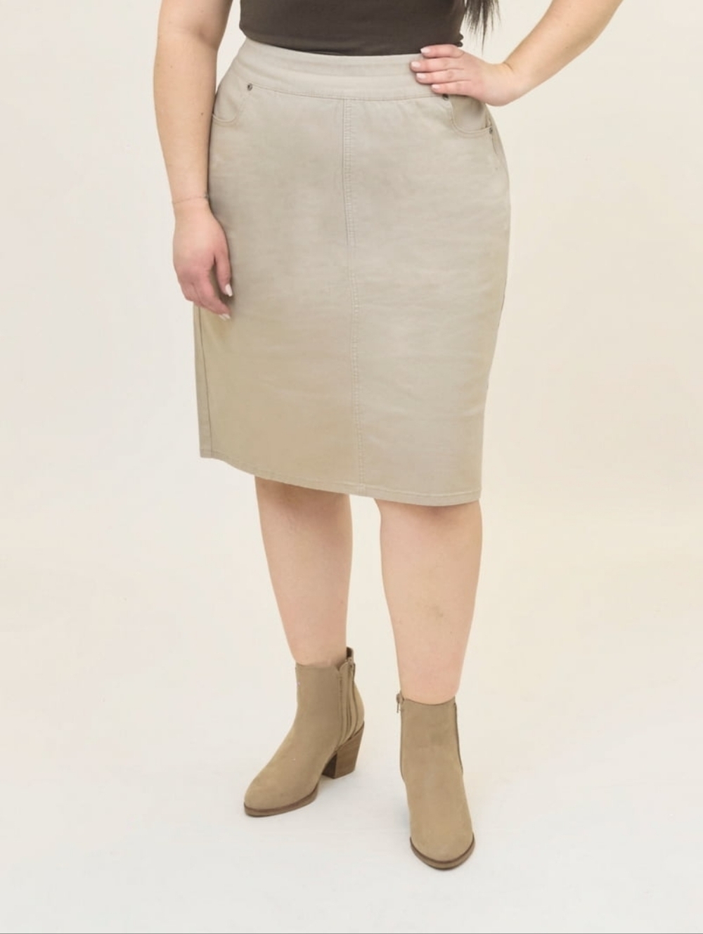NWT A3 Denim Women's Plus Size Pull On Skirt